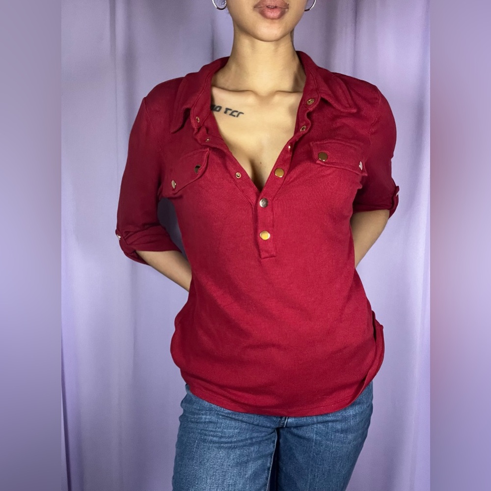 Catherine Malandrino Red Ribbed Knit Top Size M Collared Gold Button Preppy